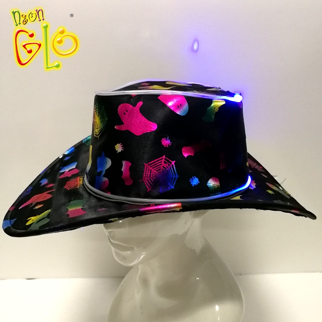 Utripajoča kavbojska kapa z LED osvetlitvijo za noč čarovnic Predstavljena slika