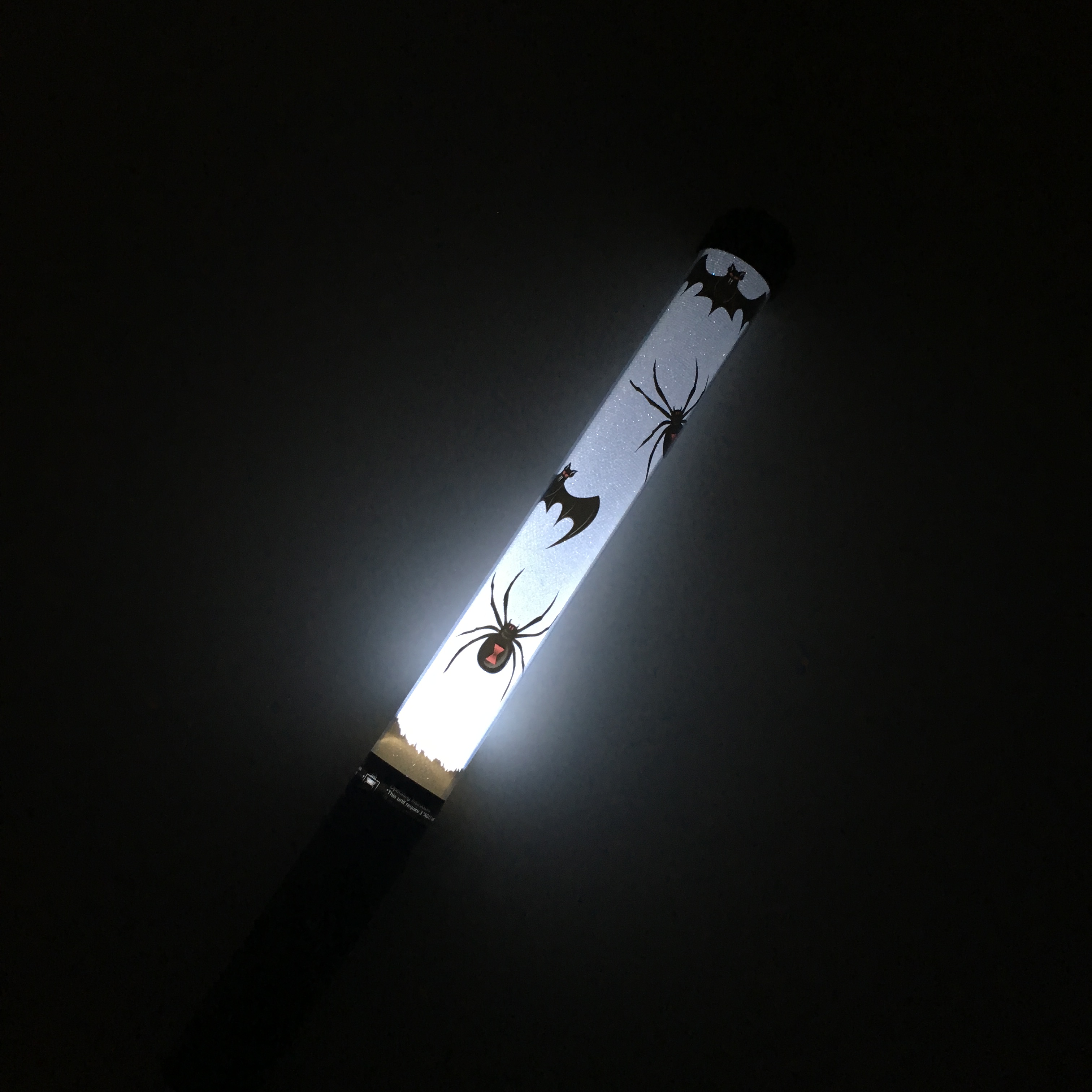 Veleprodajne večbarvne svetleče palice z utripajočo LED rave palico za zabavo