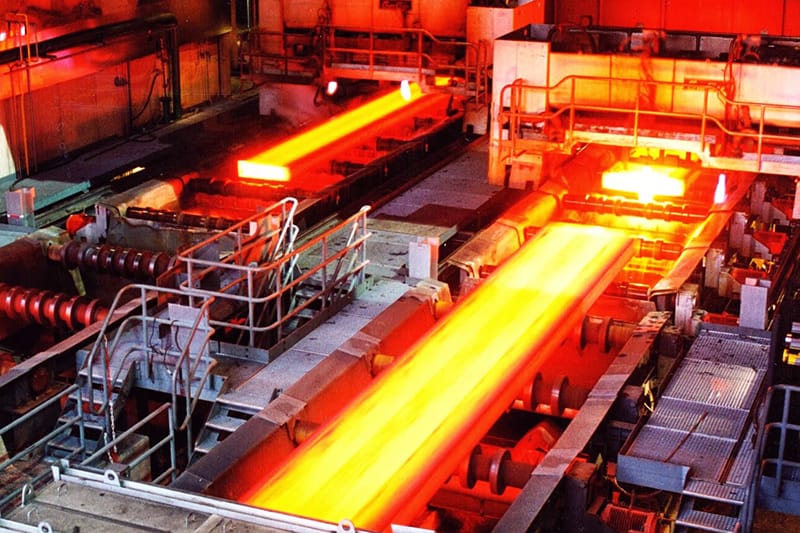 indústria siderúrgica