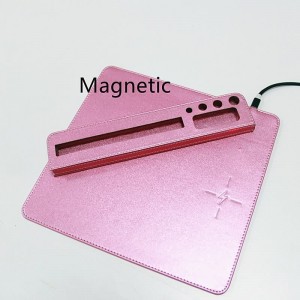 Magneta Mouse Pad Pen Holding Sendrata Ŝargilo Mouse Pad