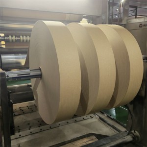 Visokokvalitetna donja papirna rola kraft papira obložena pe
