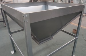 Galvanized feed pit hopper for poultry farming