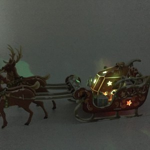 Charmant souvenir de Noël Traîneau du Père Noël avec lumières LED Puzzle 3D C0802L