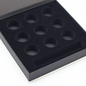 Embossing ڊيزائن Hinged Lid Paper Package Box Insert سان