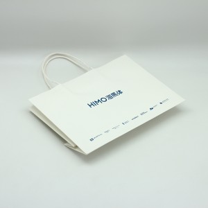 Matte Varnishing White Kraft Paper Bag na May Paper Handle Eco-Friendly