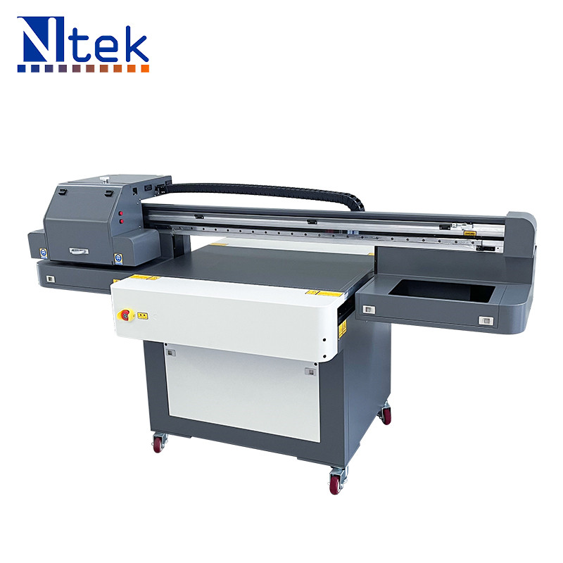 Màquina d'impressió per a impressora de cobertes de telèfon de llit plana 6090 NTEK per a la venda Imatge destacada