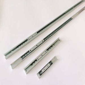 18 mm tvådelade glidskenor i aluminium
