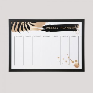 Color printed weekly planner for home
