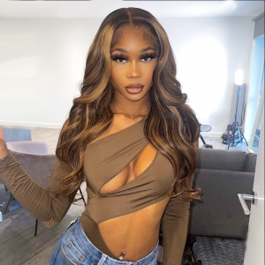 Body Wave Highlight Ombre 4/27 Pre Plucked Lace Front Wig for Black Women