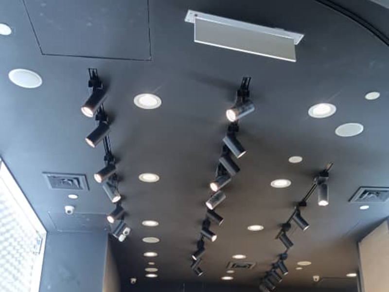 Exhibition hall lighting engineering