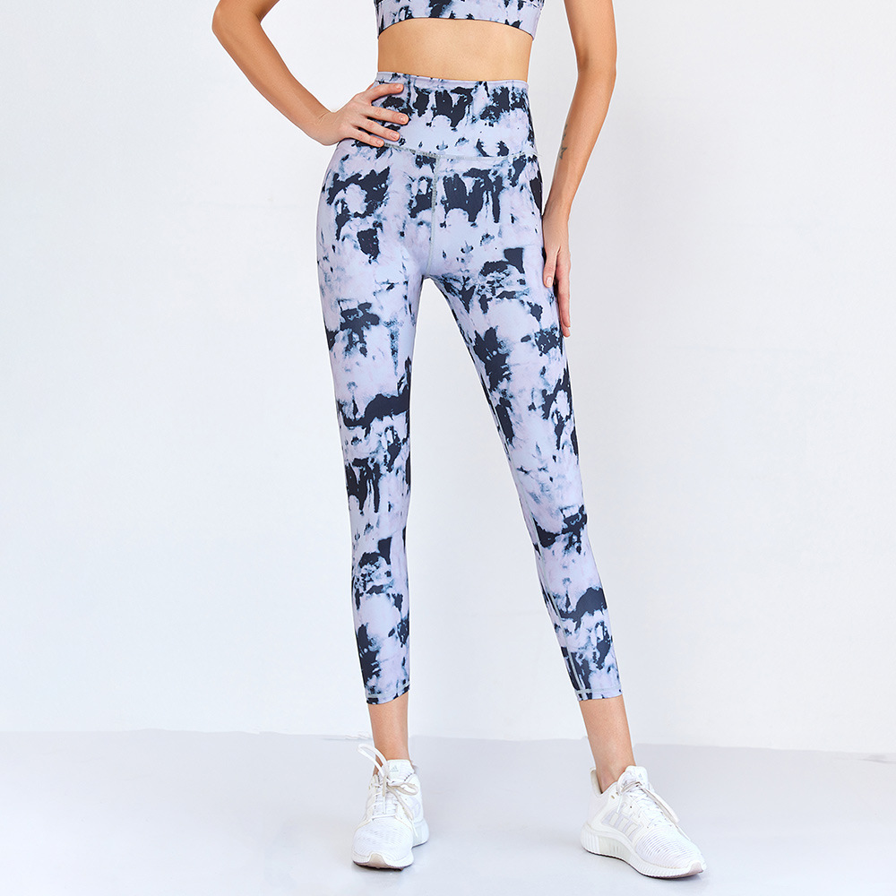 China Custom sublimation printed quick dry fitness gym tights womens butt lift  legging high waist yoga pants factory and suppliers