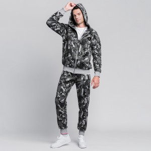Zip track suit camouflage polyester hoodies tracksuits for men stylish jogging suits
