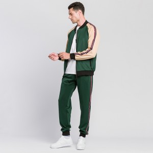 Oem print logo luxury breathable outdoor sportwear blank mens zip tracksuit set