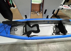 Kayak inflable Drop-Stitch para uso de 2 personas.