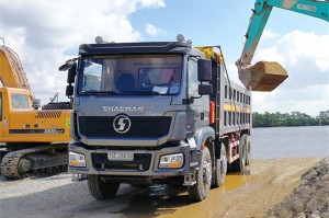 25-30 tonna , sár , kavics , homok , sár szállítás , Shacman H3000 sorozatú 8×4 billenős teherautó
