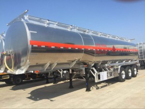 40 000 literes alumínium üzemanyagtartályos félpótkocsi