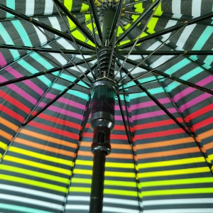Ovida bêst ferkeapjende kleurige paraplu mei Yndiaanske styl Wholesale China Factory Promotional Umbrella mei oanpast logo