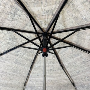 Třískládací deštník OVIDA na zakázku s kovovou tyčí a deštníkem s plastovou rukojetí