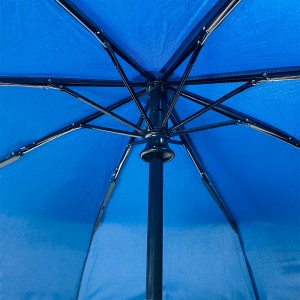 Ovida koka rokturis trīs sekciju lietussargam luksusa biznesa stilam 8 paneļu zilam pārnēsājamam lietussaram pielāgots logotips un skaidrs dizains