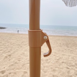 Paraugas de exterior Ovida pintado de madeira de cor branca Paraugas de praia personalizado con borlas