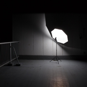 Ovida Photography Photo Video Portrait Studio Day Light Umbrellas