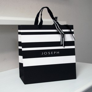 Disseny personalitzat, de luxe, negre mat, logotip personalitzat, estampat, portabolsa reciclada, paper d'art, bossa de paper d'embalatge de regals de compres amb nansa de corda