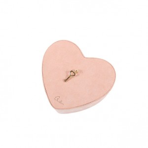 Kuti luksoze e paketimit të buzëve në stilin romantik të sirtarit në formë zemre