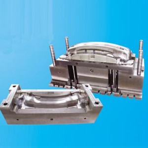 Plastic Spoiler Injection Mold
