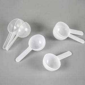 P&M different kinds of plastic spoons