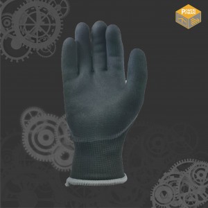 Powerman® kylmänkestävä käsine pitää kädet lämpiminä ja pitää hyvän otteen