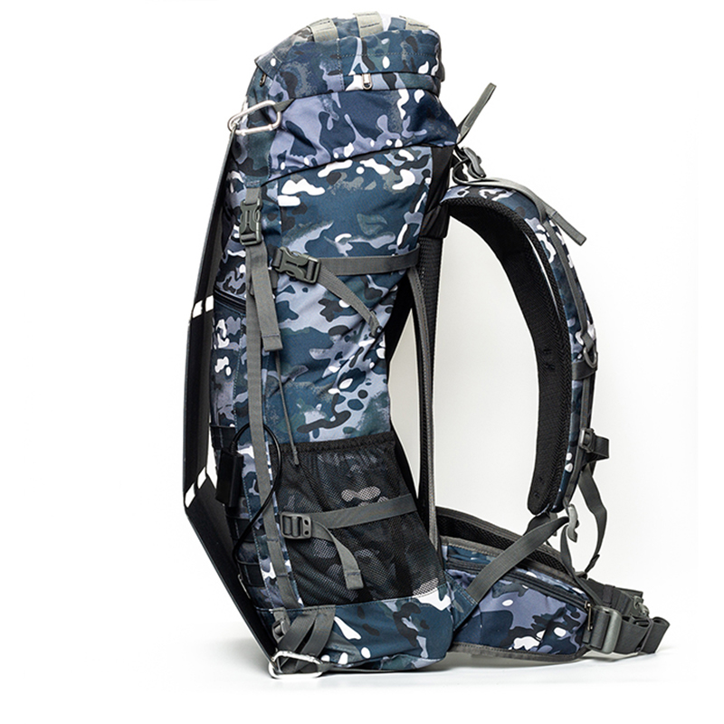 30W 002 Camouflage Solar Backpack