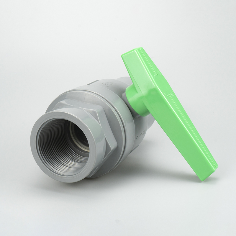 Vrhunski PVC kuglasti ventili Priključci za cijevi Dvodijelni kuglasti ventil sa plastičnom ručkom zelene boje Ručka od nehrđajućeg čelika 3M ventil
