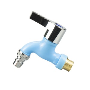 ရေပုတ် PP ပလပ်စတစ် Faucet မီးဖိုချောင်သုံး Faucets ကိုနှိပ်ပါ။