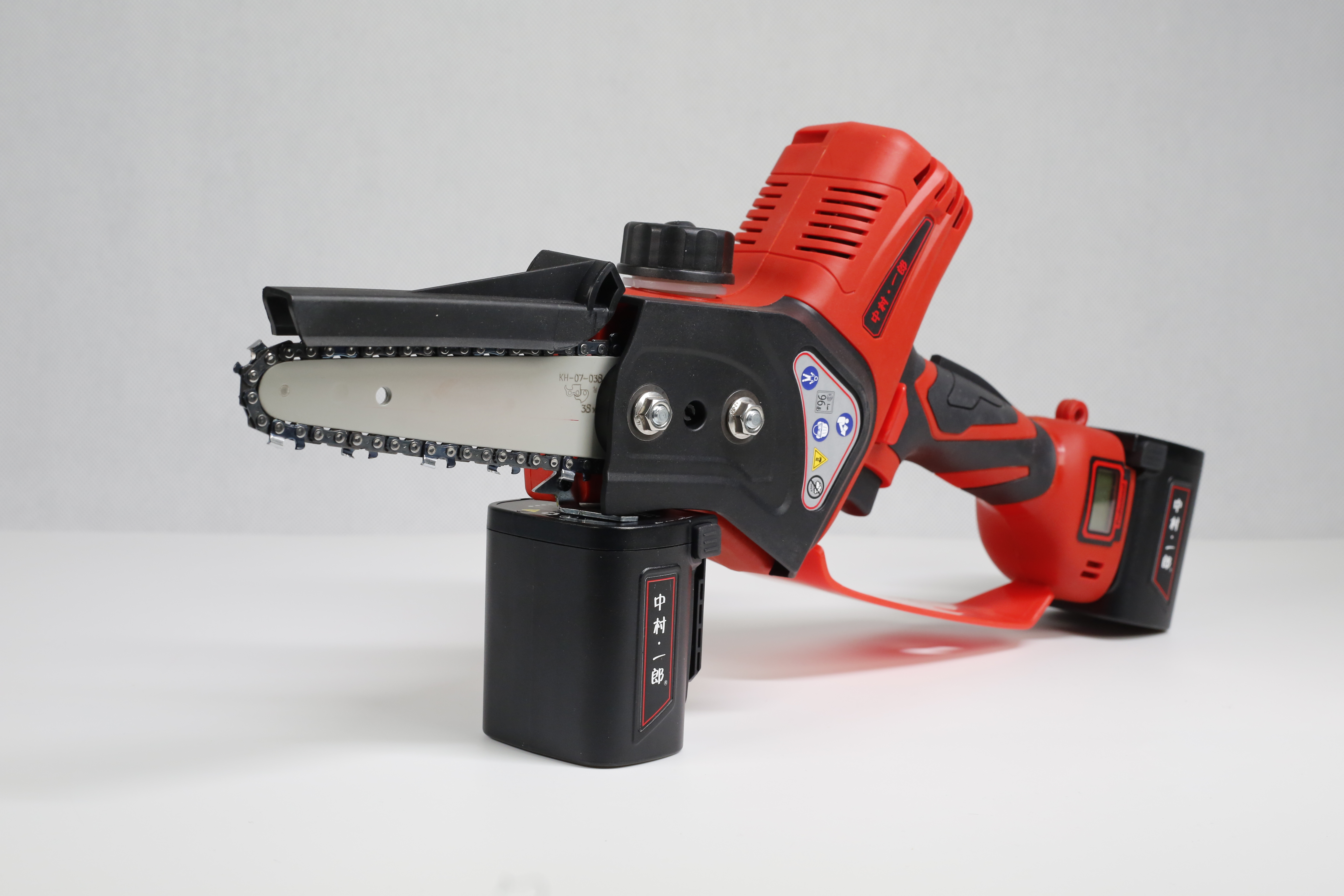 4Inch Mini chainsaw-Battery Operated Chainsaw ไร้สาย 25.2V 2.5Ah แบตเตอรี่ & Fast Charger