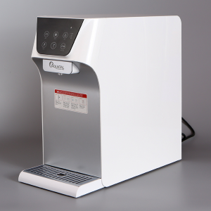 Dispensador de auga quente e fría do sistema UF Aquatal con UV