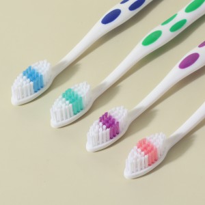Mga produkto sa pag-atiman sa oral toothbrush alang sa mga bata