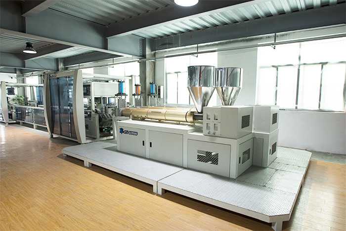 China Wholesale Box Tapping Machine Factories –  Automatic Sandwich Box Forming Machine – Qina