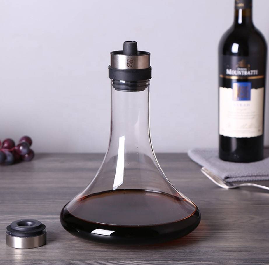 Hand blown high quality borosilicate glass decanter red wine Carafe Round Glass Decanter