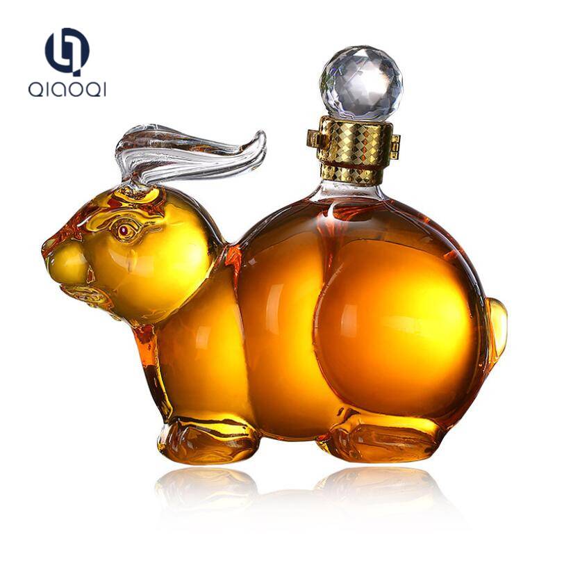 500ml Chinese zodiac rabbit shape glass craft bottle for vodka liquor
