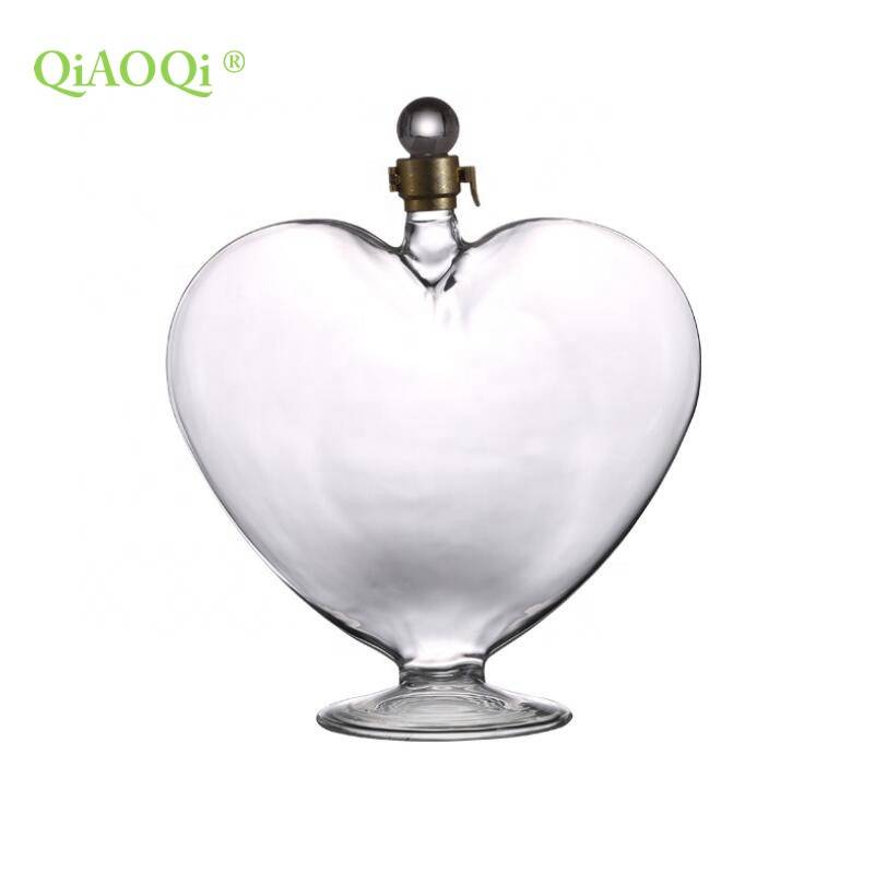 QiAOQi heart shaped glass bottle wine bottle 1000ml corked liquor bottle
