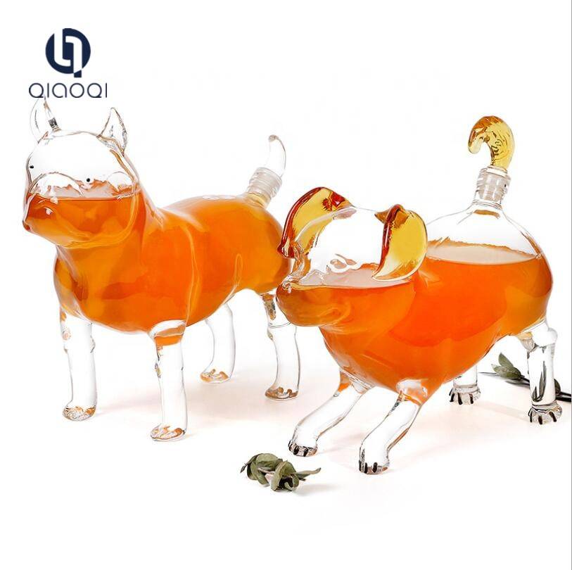 Dog shape drinking glass wine bottle decanter with cork