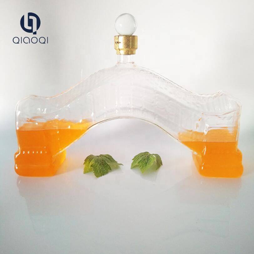 Popular Bridge shape borosilicate glass craft bottle for wine