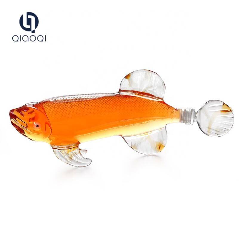 Wholesale Goldfish shape borosilicate glass decanter for wine