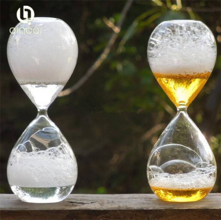 colorful shoot-bubbles Transparent glass hourglass
