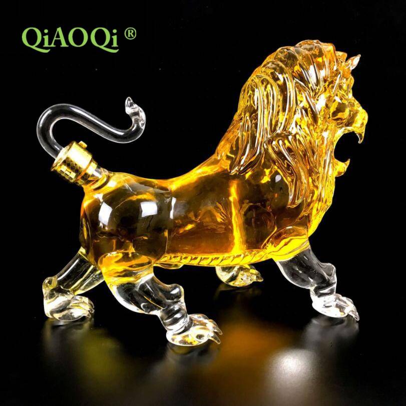 handblow high borosilicate animal lion shape glass wine bottle