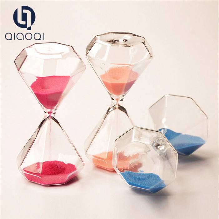 High borosilicate glass hand blown diamond shape hourglass sand timer