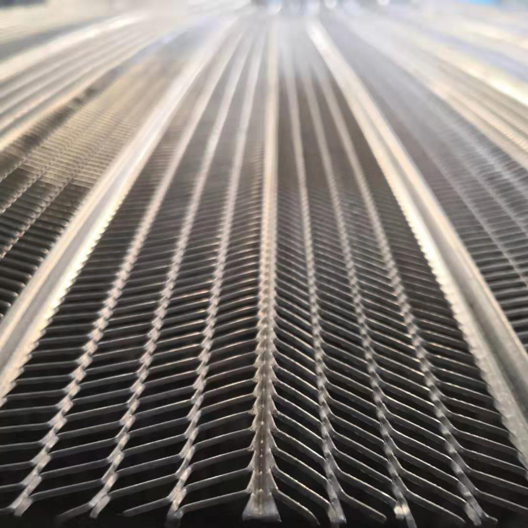 Galvanized Expanded Metal High Rib Lath For Concrete Floor Decking Featured Image