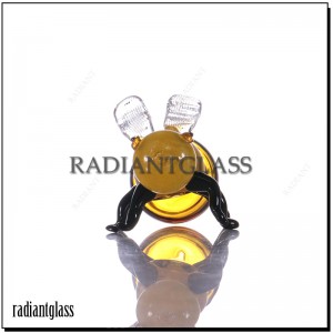 Ręczna fajka z dużą żółtą pszczółką z użyciem szklanej fajki Puff Pipe