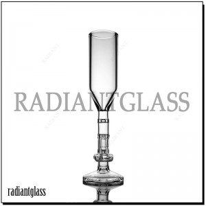 בונג זכוכית בעיצוב גביע עם לוכדי קרח משולשים
