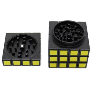 Pemborong funmed Grinder Premium Kualiti Tinggi Aksesori Kedai Asap 4 Keping Metal Square Rubik's Cube Weed Crucher